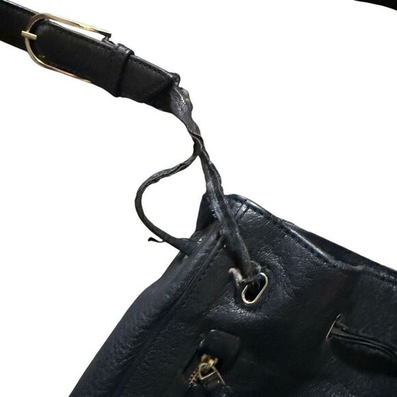 Toryburch black bucket bag - Picture 3 of 5